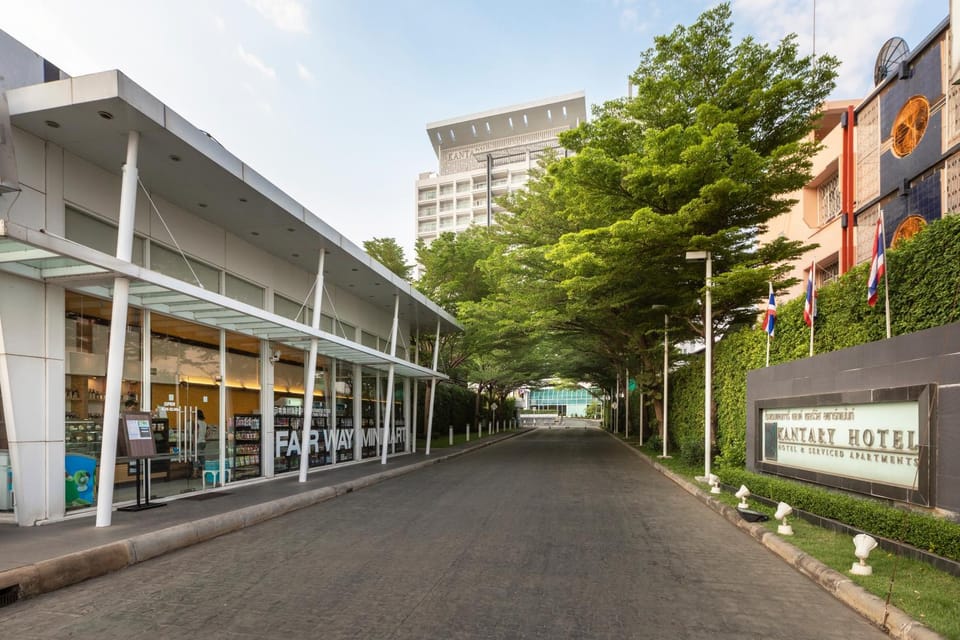 Property building, Street view