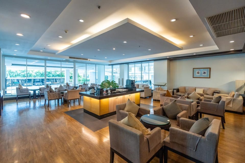 Lounge or bar, Seating area