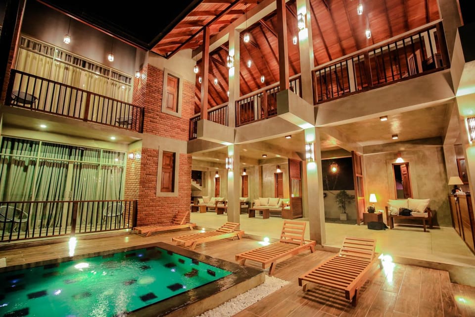 Bowling, On site, Swimming pool