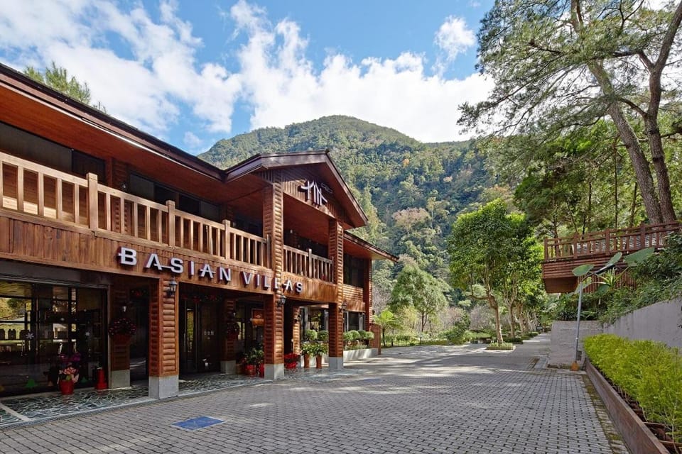 Restaurant/places to eat, Day