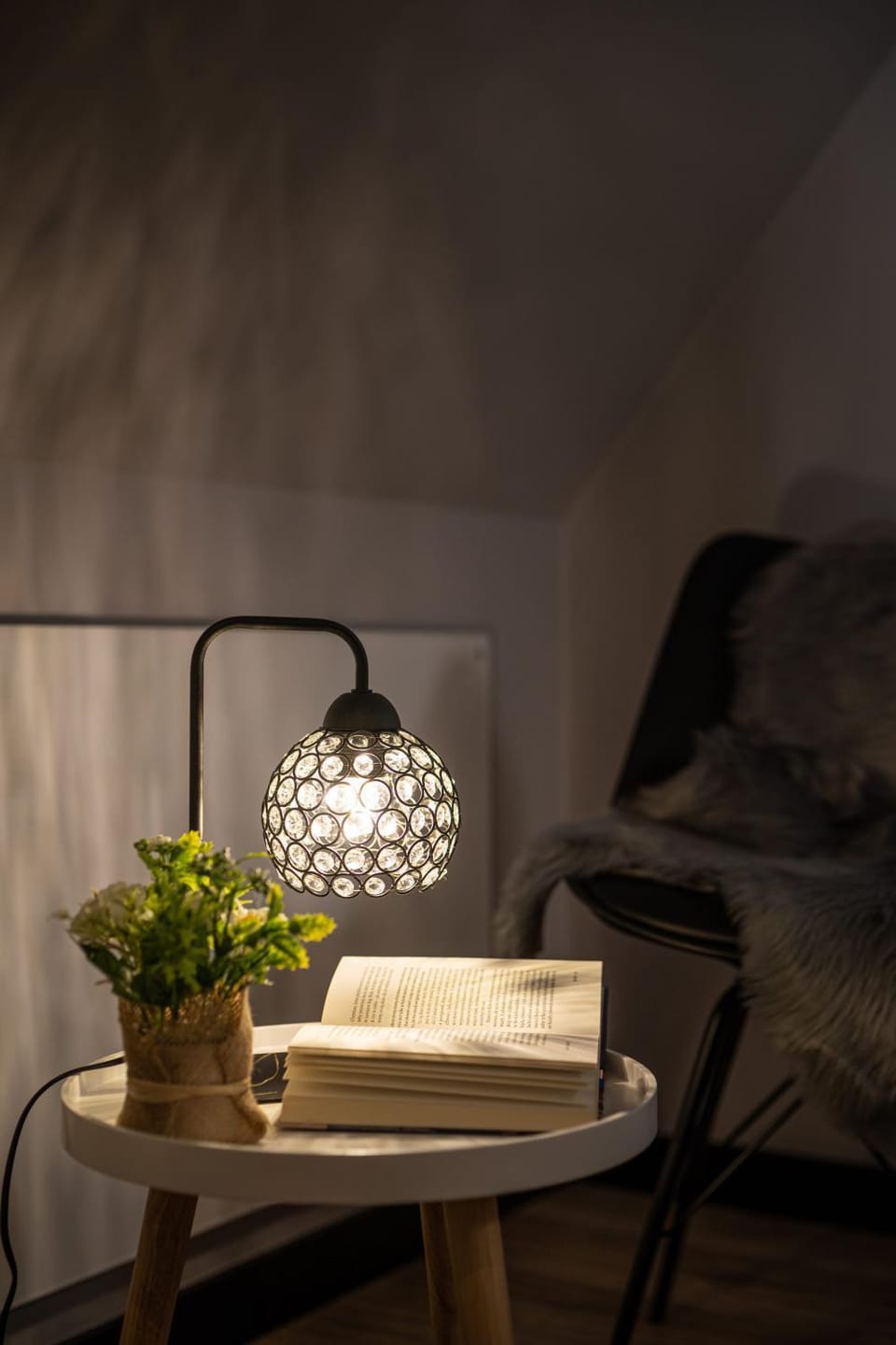 Seating area, Bedroom