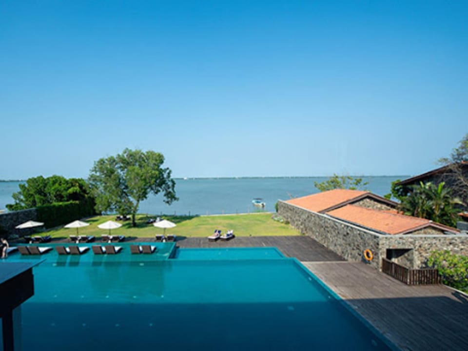 Garden view, Lake view, Pool view, Swimming pool