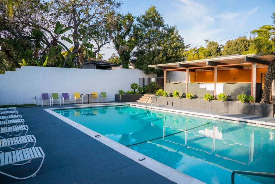 Swimming pool, Swimming pool