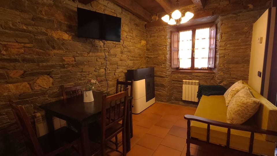 Living room, fireplace