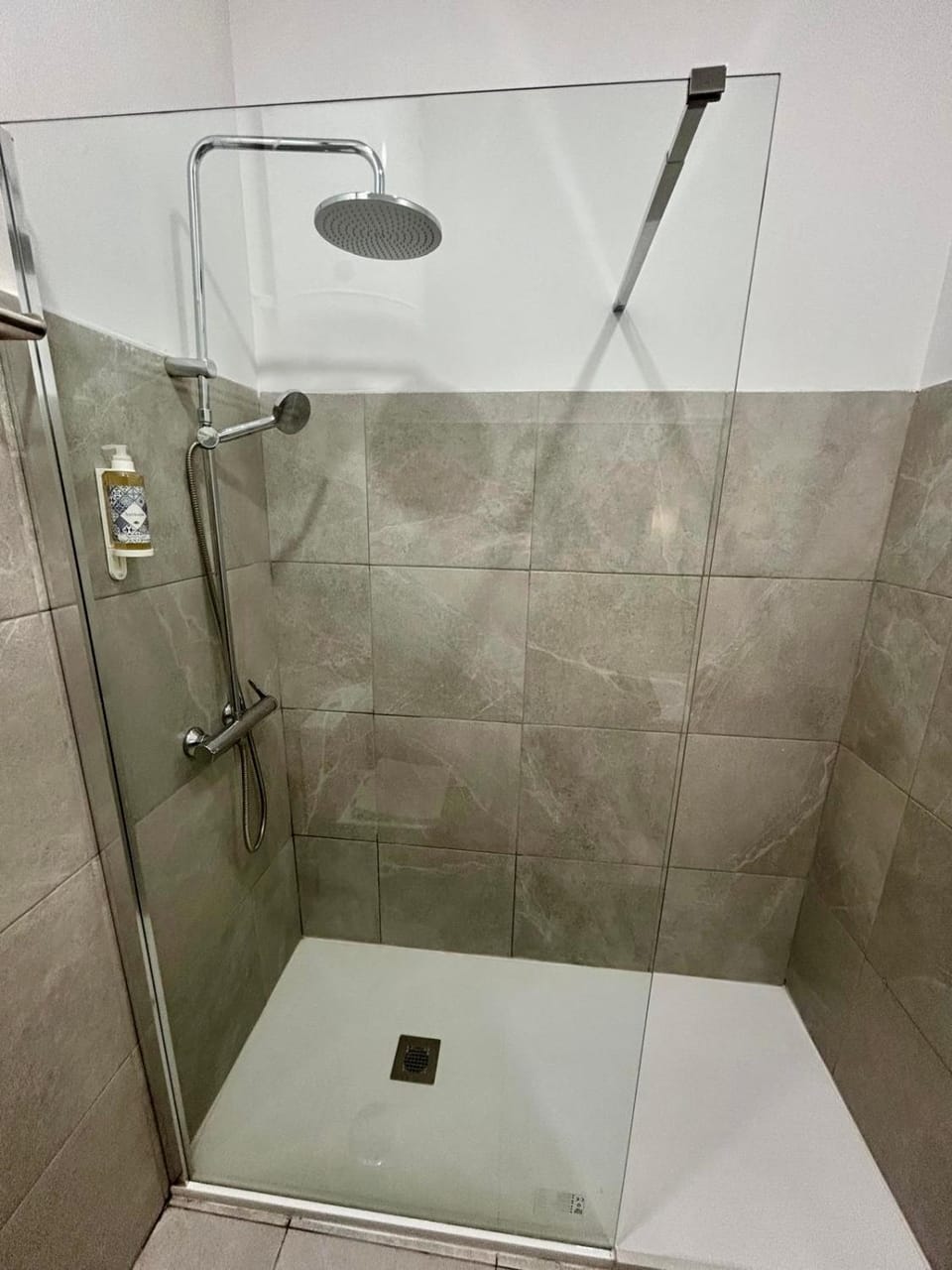 Monte Sinai Guest House Bed and Breakfast in Porto