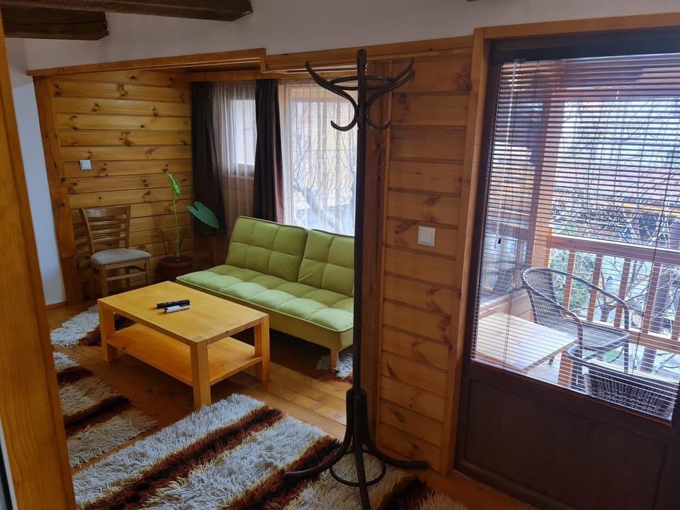 Patio, View (from property/room), Balcony/Terrace, Living room