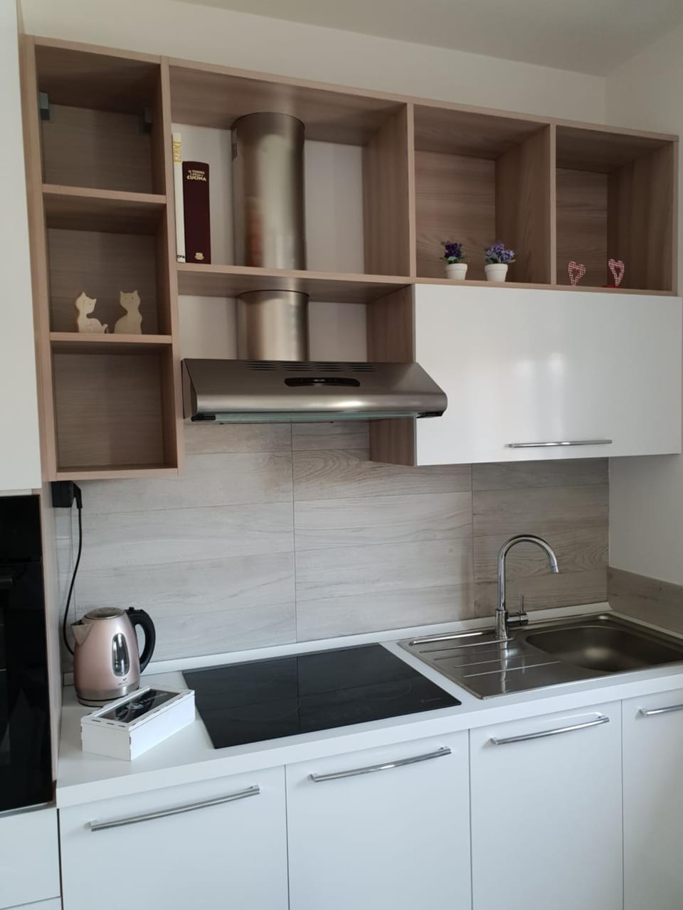gHome Apartment in Lombardy