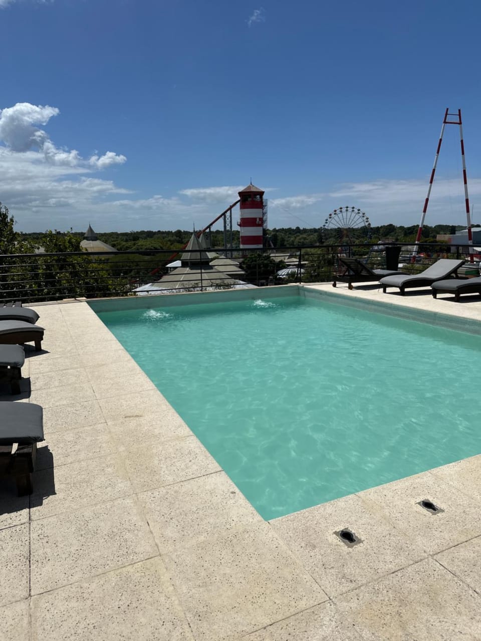Departamento en Tigre con Pileta y cochera Apartment in Tigre