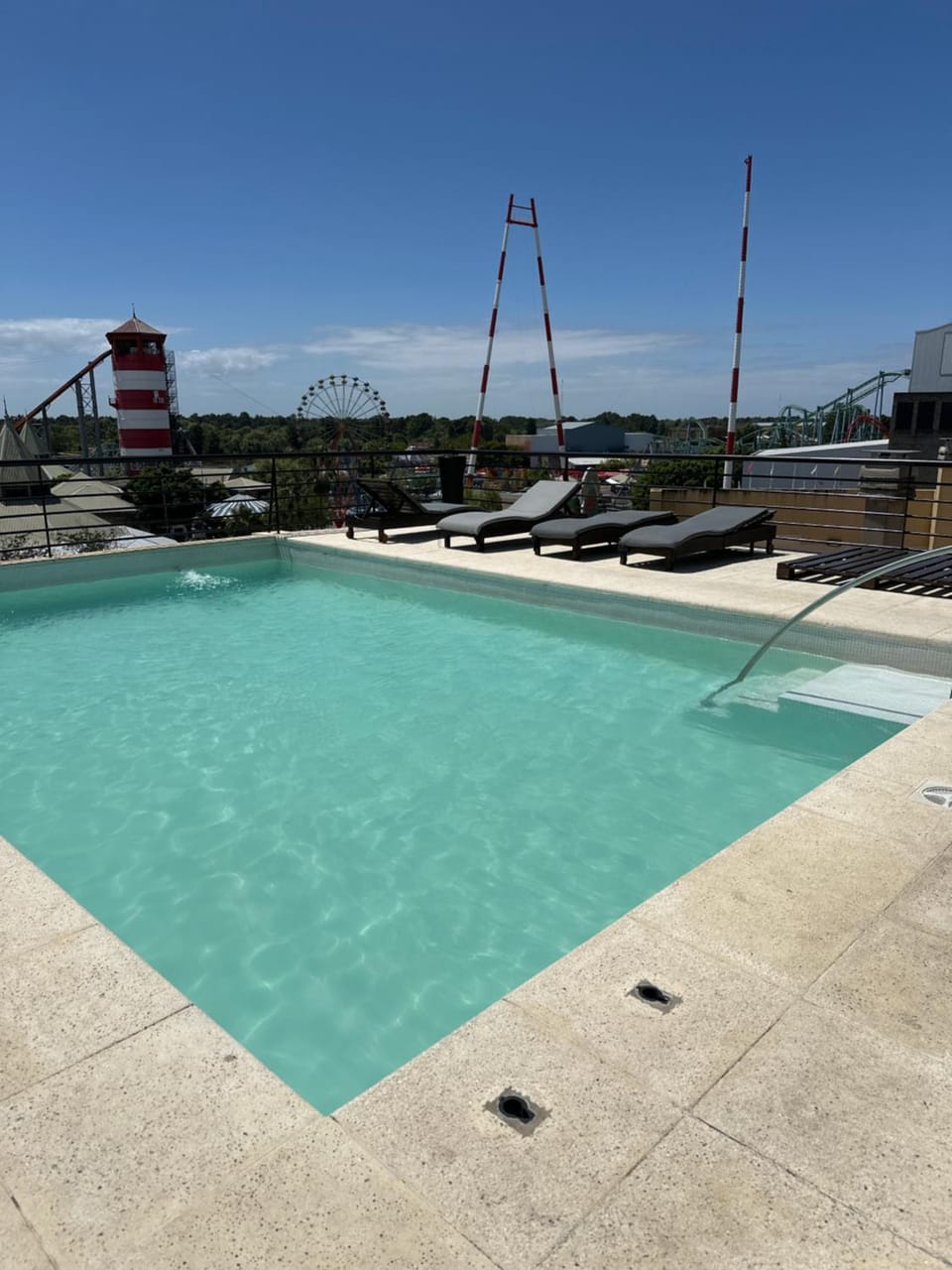 Departamento en Tigre con Pileta y cochera Apartment in Tigre