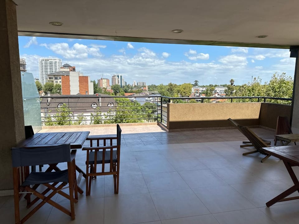 Departamento en Tigre con Pileta y cochera Apartment in Tigre