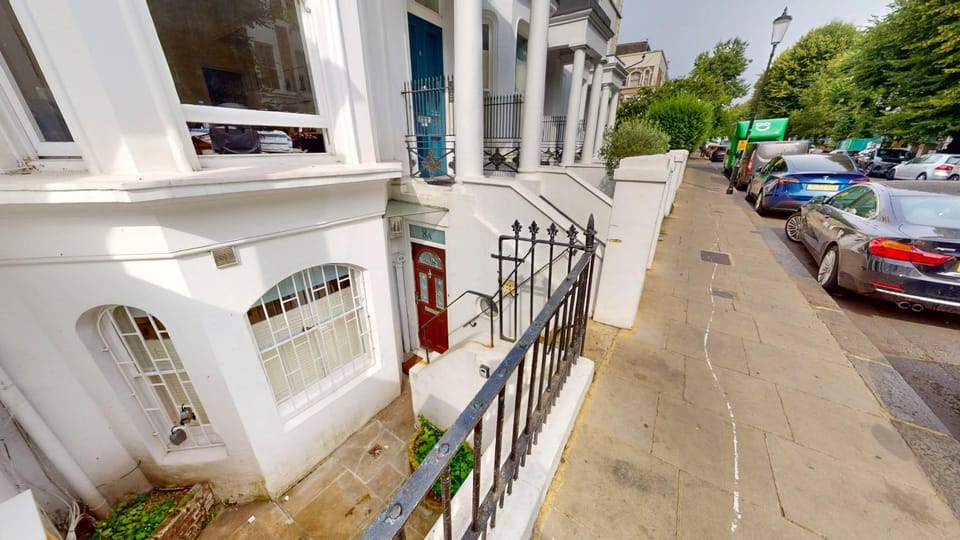 Southwarkpark flat Apartment in London Borough of Southwark