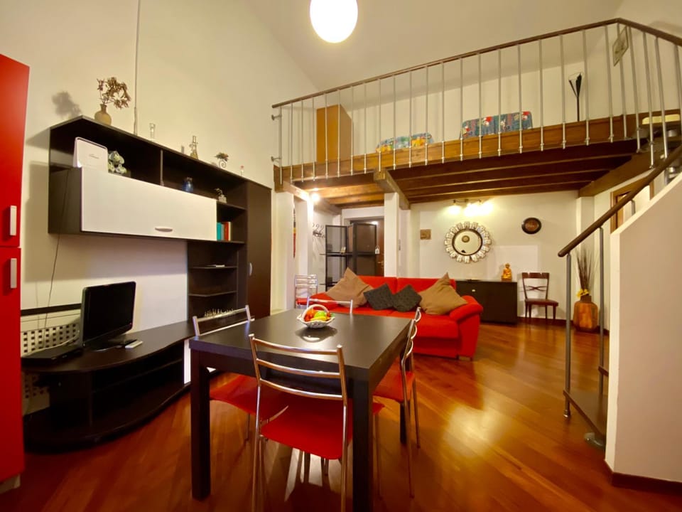 Kitchen or kitchenette, Living room, Dining area