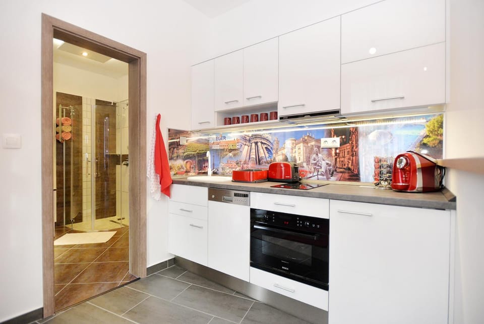 Bathroom, Kitchen or kitchenette