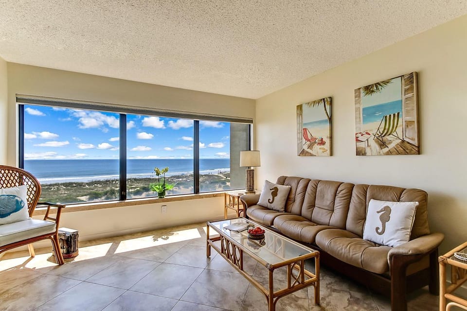 Natural landscape, Living room, Seating area, Beach, Sea view