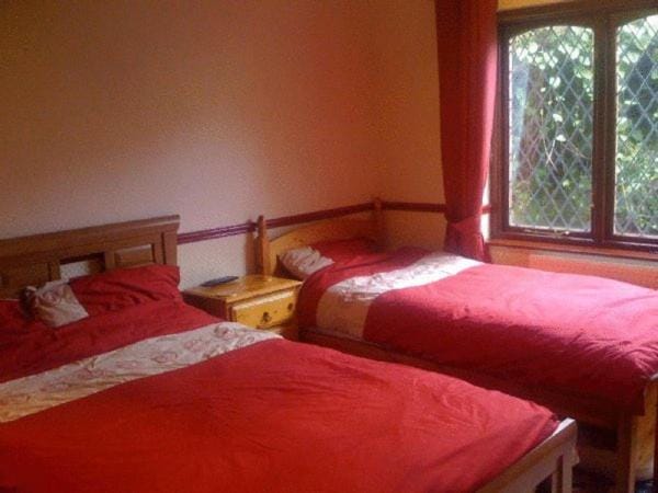 Newcourt B & B Apartment in Llantwit Major