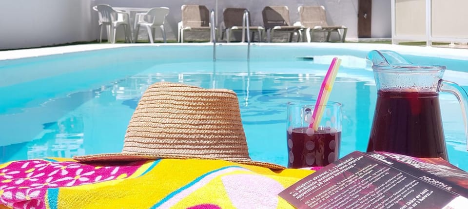 Solarium, Swimming pool