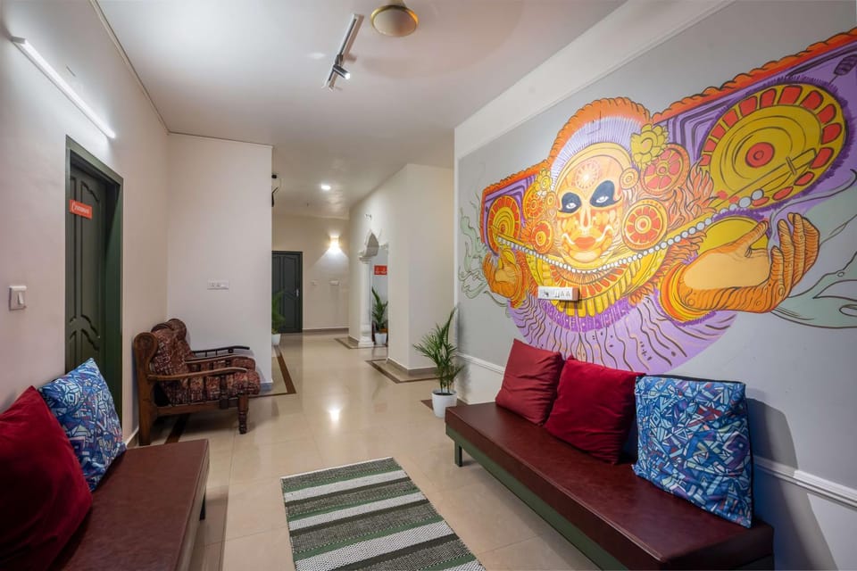 Living room, Seating area