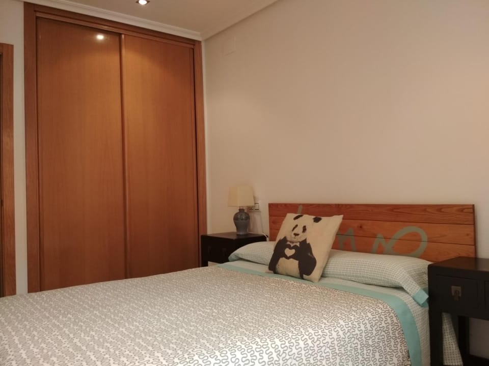 Bed, Photo of the whole room