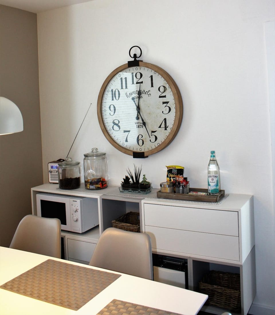 Decorative detail, Dining area