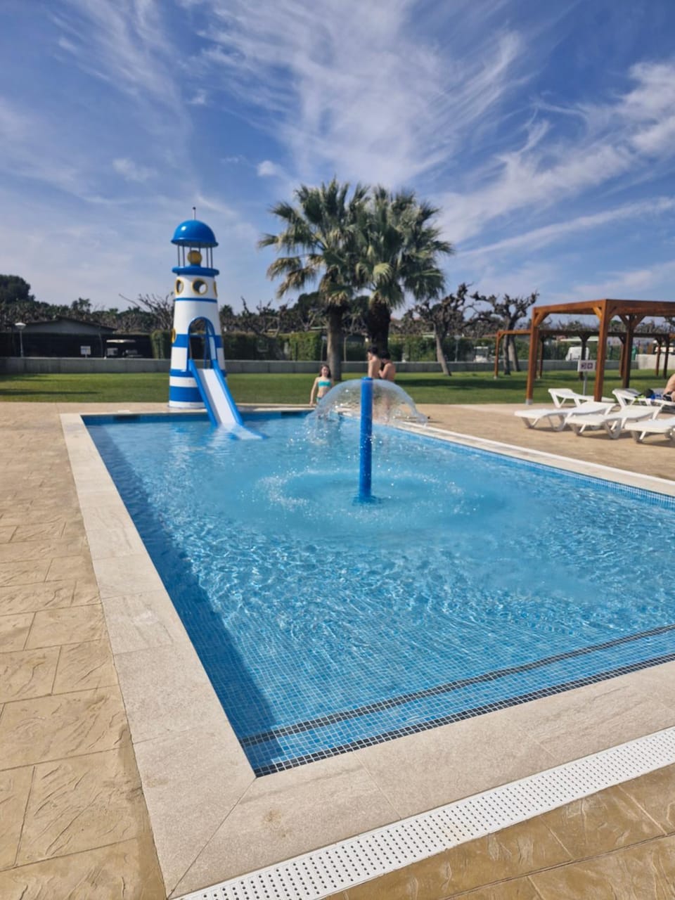 Swimming pool