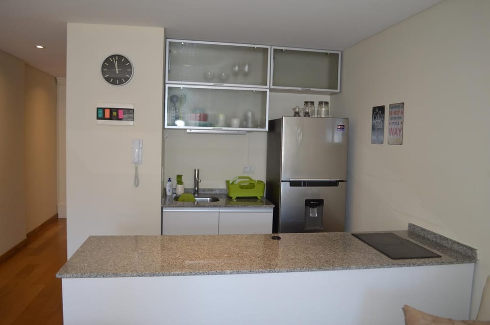 Kitchen or kitchenette, oven