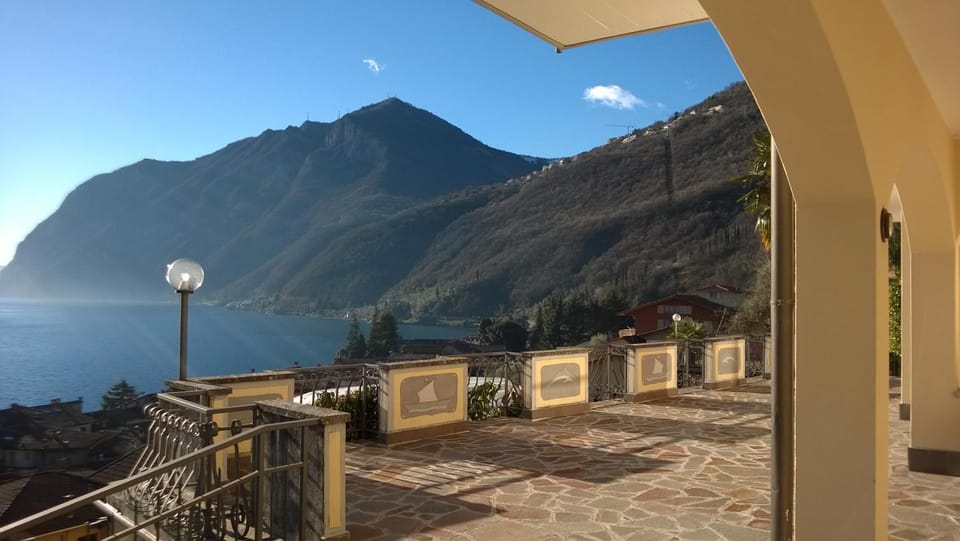 Nearby landmark, Natural landscape, View (from property/room), Balcony/Terrace, Lake view, Mountain view