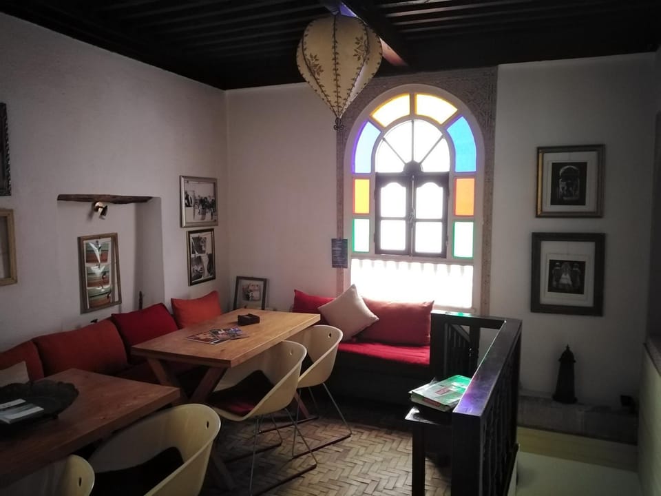 Living room, Lounge or bar