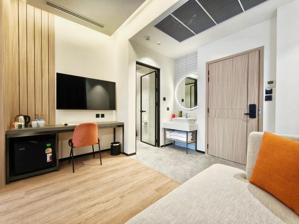 Living room, Seating area