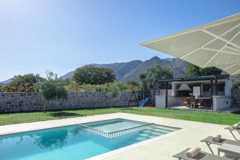 Garden, Swimming pool