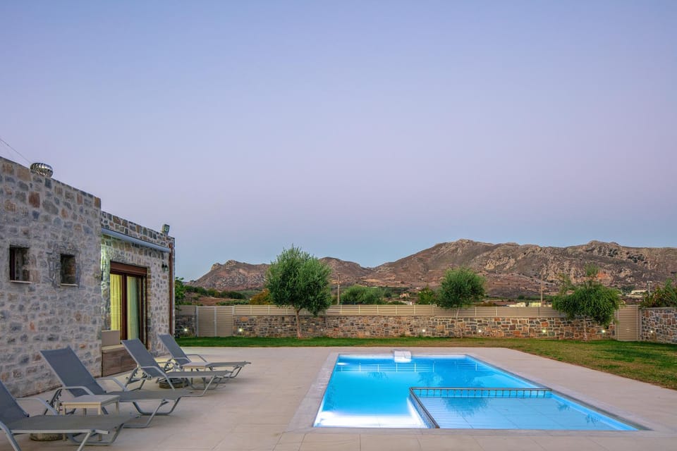 Mountain view, Swimming pool