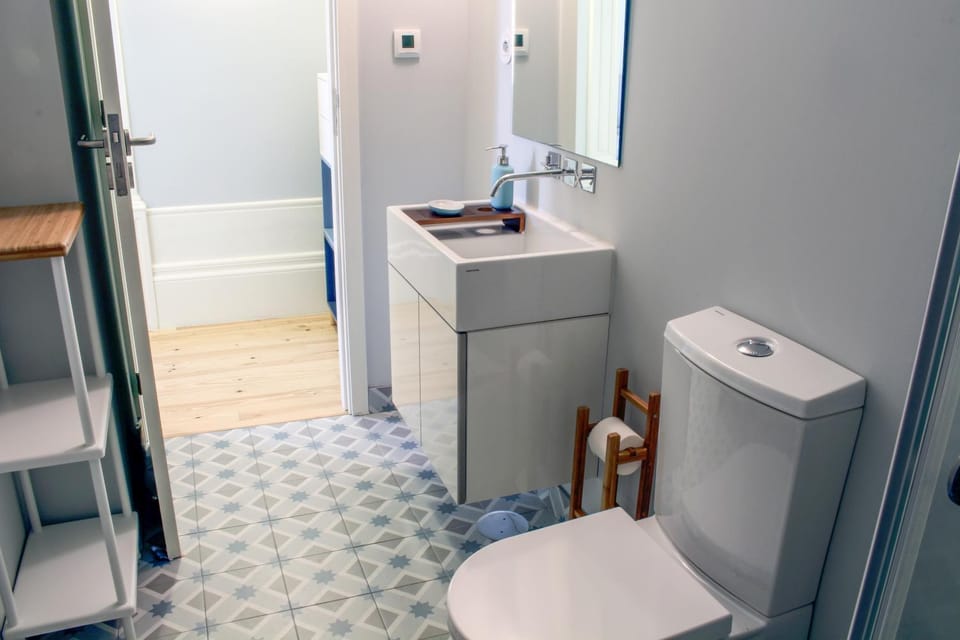 Toilet, Bathroom