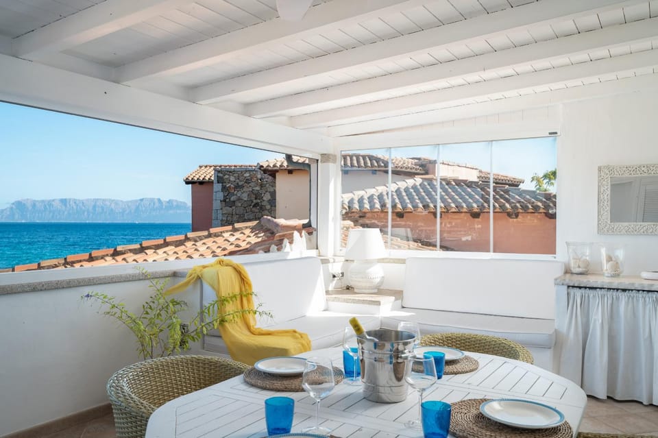 Patio, Balcony/Terrace, Dining area, Sea view