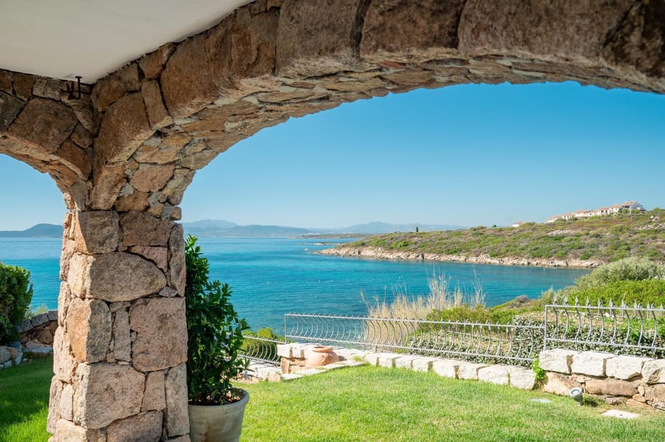 Garden, Sea view