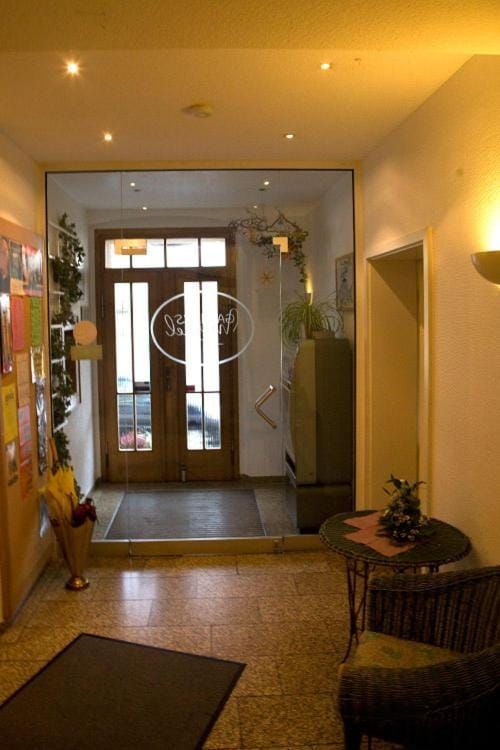Day, Lobby or reception
