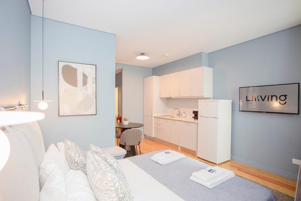 Bed, Coffee/tea facilities, Kitchen or kitchenette, Photo of the whole room, Bedroom, minibar