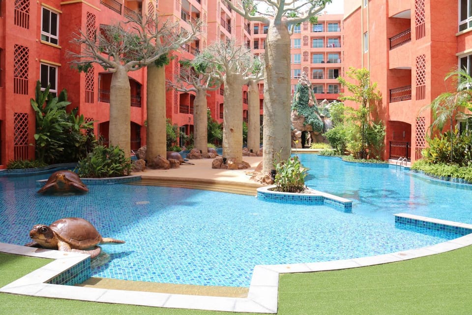 Swimming pool