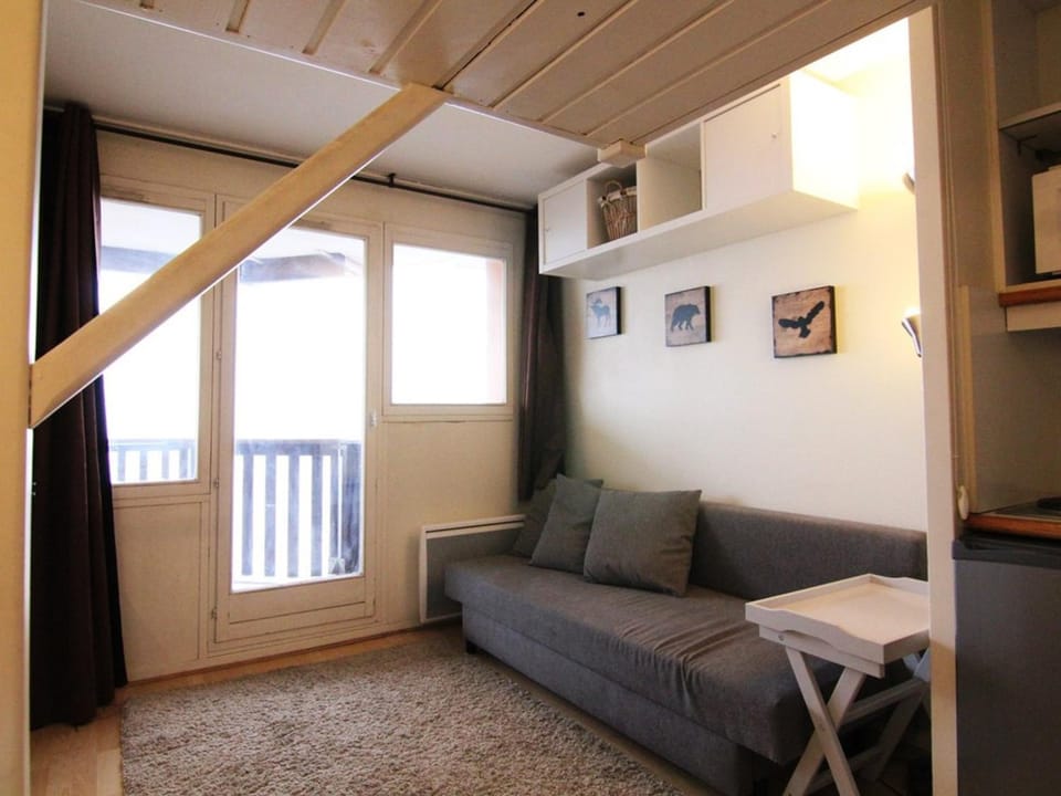 Studio cosy 4 pers avec balcon exposé sud, proche commerces et pistes, quartier des Jeux - FR-1-405-86 Apartment in Huez