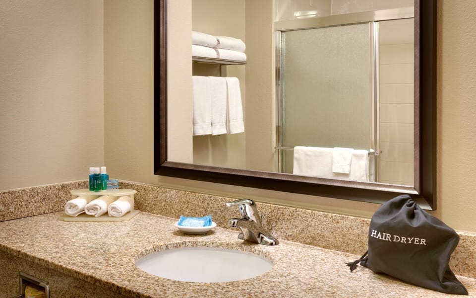 Holiday Inn Express & Suites Orem-North Provo Hotel in Orem