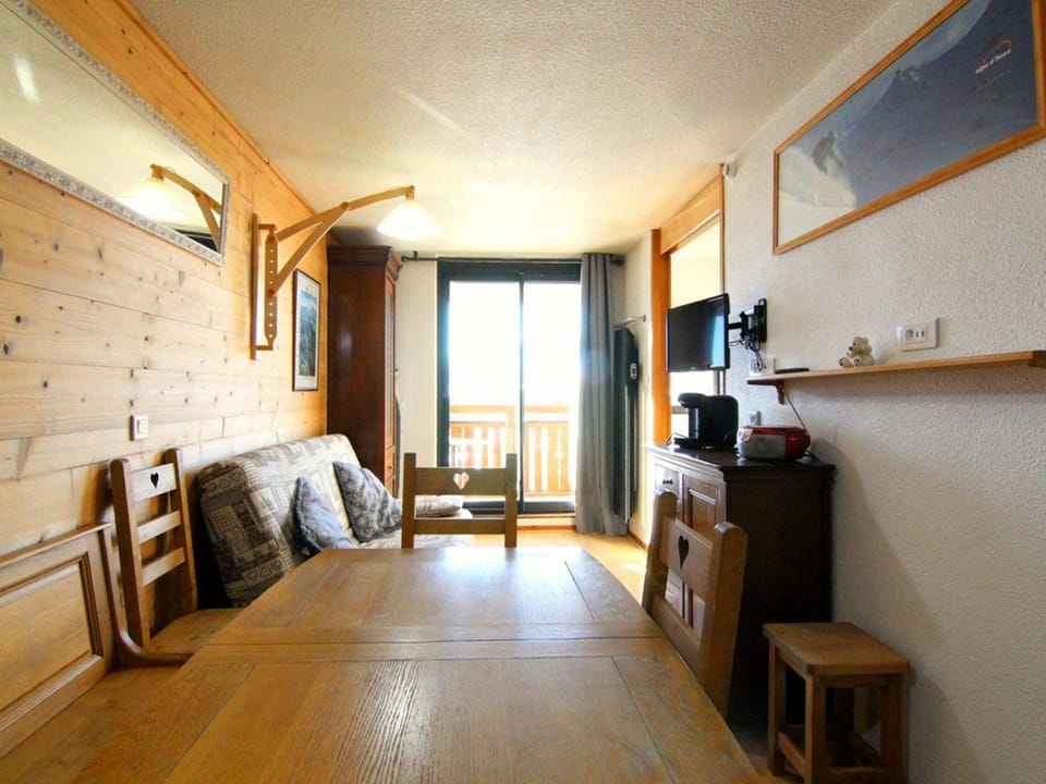 Appartement 2P avec Balcon Sud et Proche Pistes – L’Alpe d’Huez - FR-1-405-38 Apartment in Huez