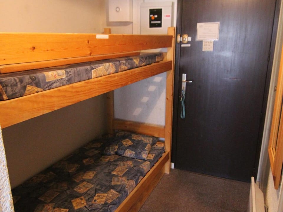 Studio cosy pour 4 pers, centre Alpe d'Huez, proche pistes, animaux OK, terrasse sud - FR-1-405-48 Apartment in Huez