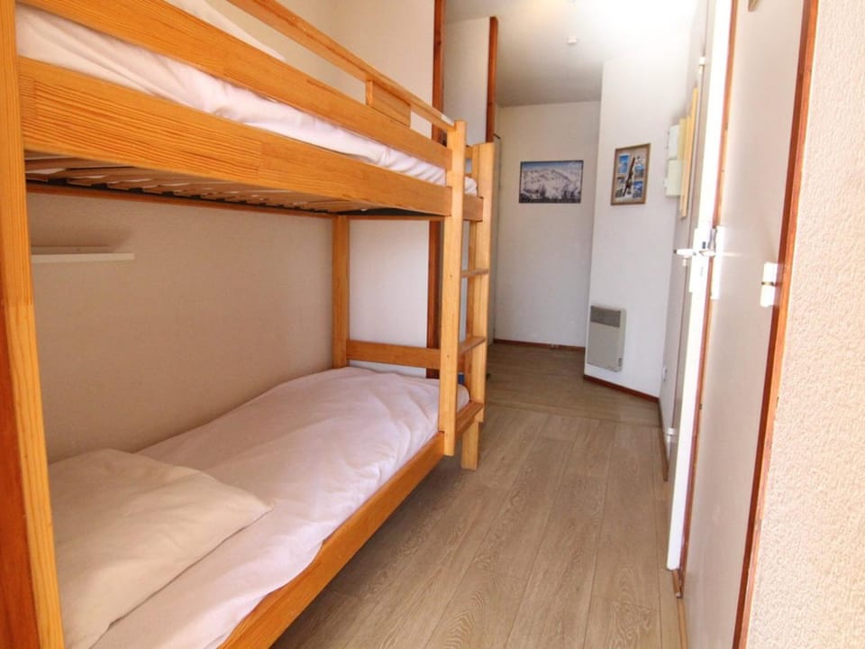 Charmant 2 pièces avec balcon, proche remontées et commerces, pour 4 pers. - Alpe d'Huez - FR-1-405-62 Apartment in Huez