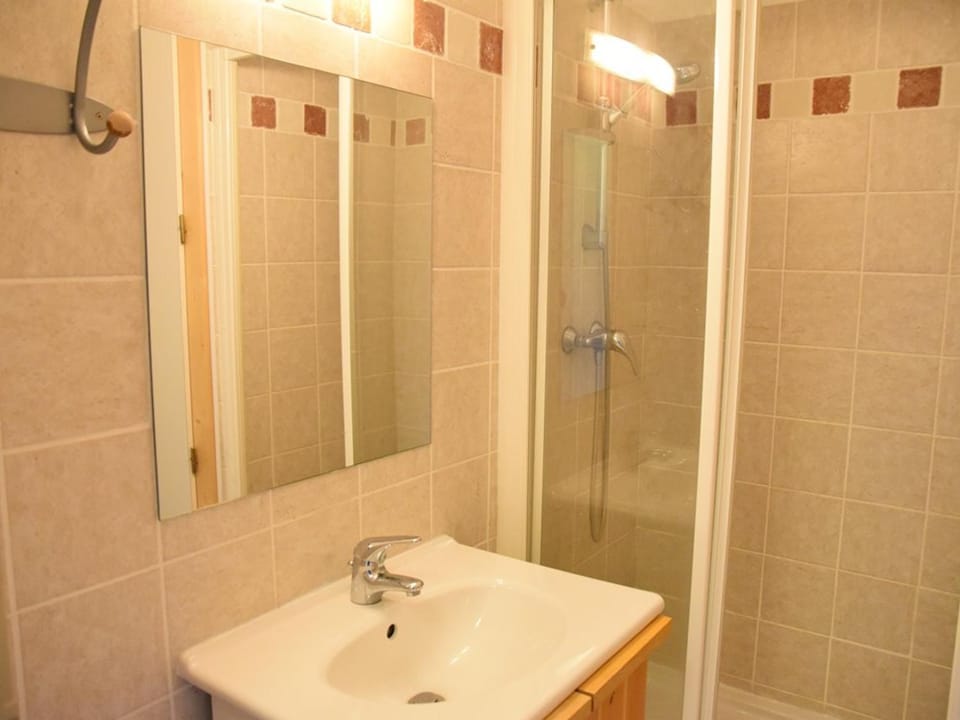 Studio RDC avec Jardinet, Exposition Ouest, 4 Pers., Animaux Acceptés, Equip. Complet à Montgenèvre - FR-1-266-111 Apartment in Montgenèvre