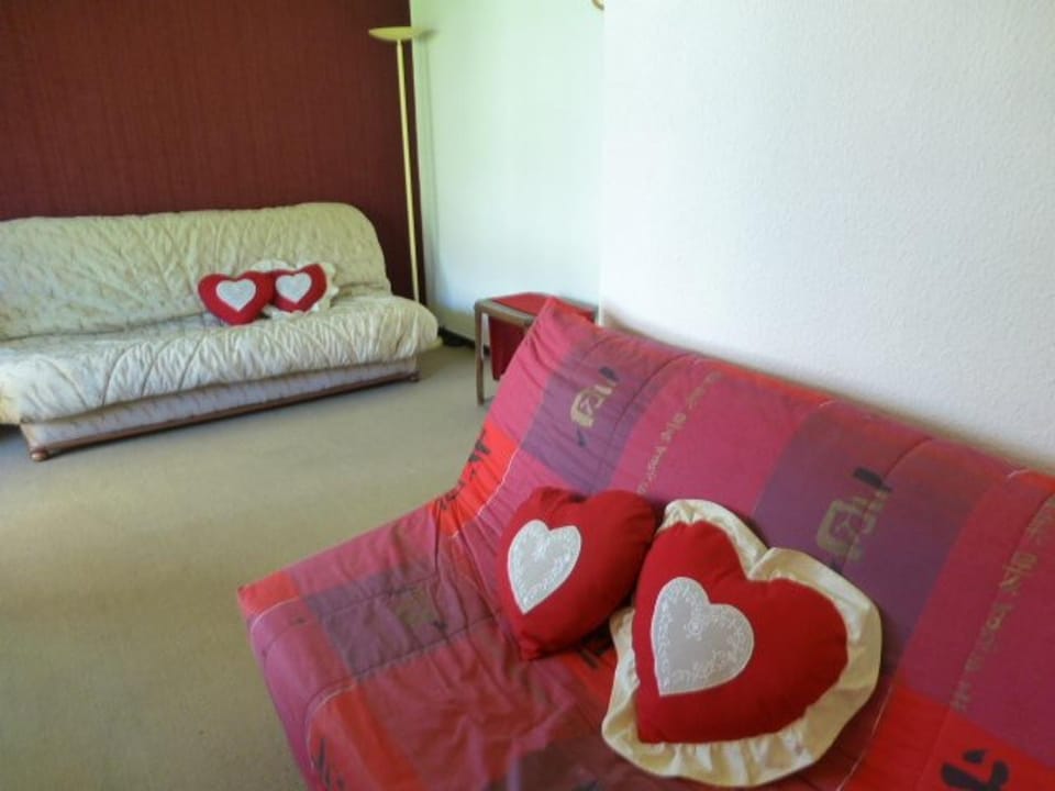 Studio 4 pers, coeur station, prox pistes, balcon, animaux OK, TV, cuisine équipée, casier à skis - FR-1-405-41 Apartment in Huez