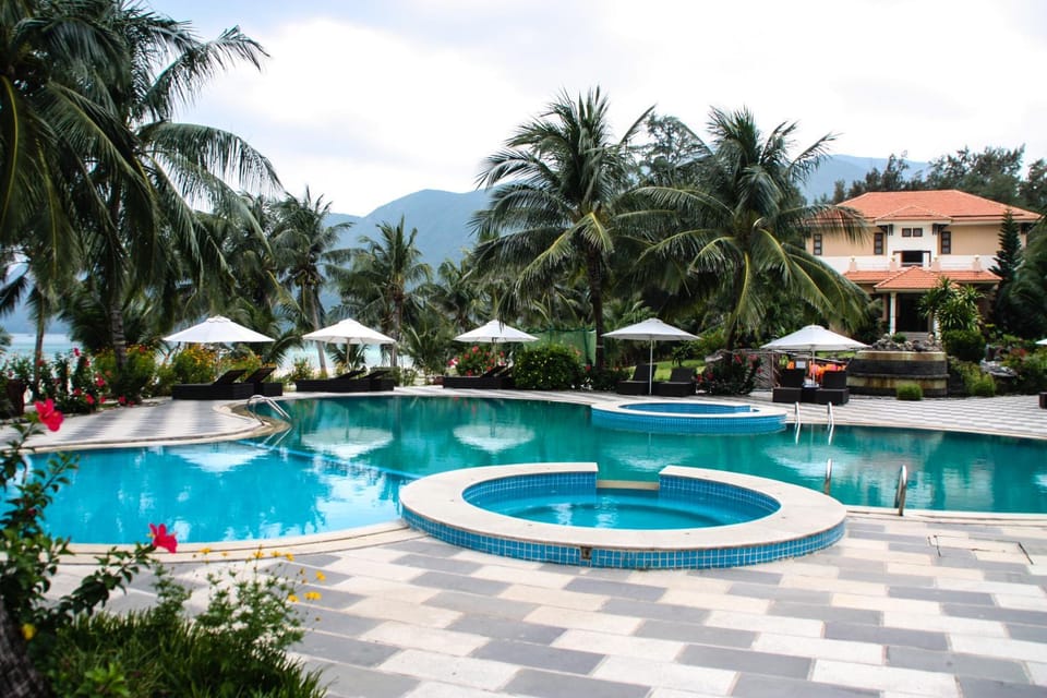 Day, Swimming pool, Swimming pool