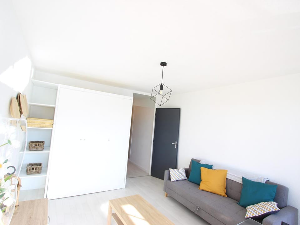 Studio cabine près des pistes, Sud, balcon, animaux acceptés - FR-1-340-108 Cabin in Provence