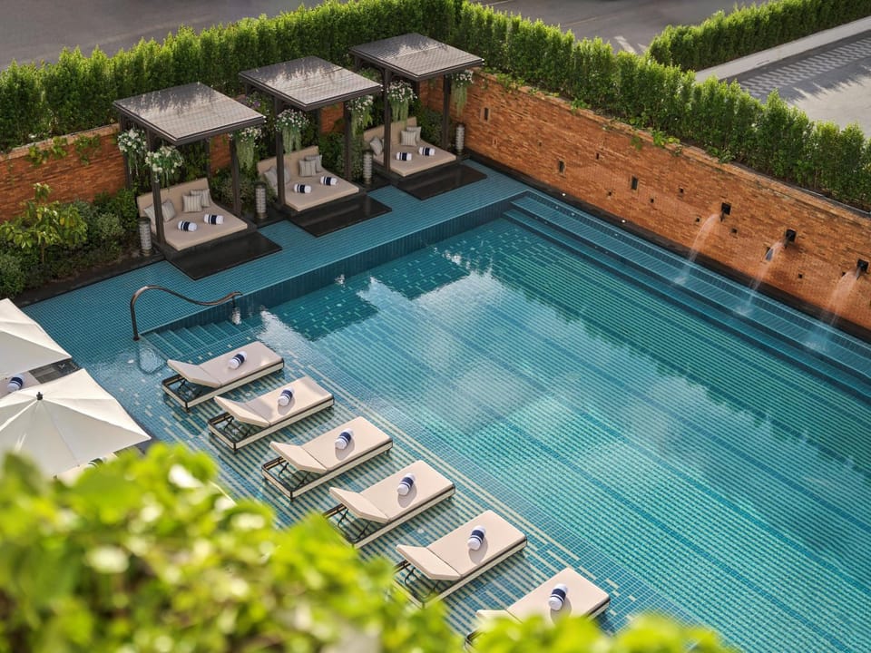 Swimming pool, Swimming pool