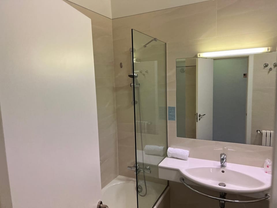Bathroom, Bathroom