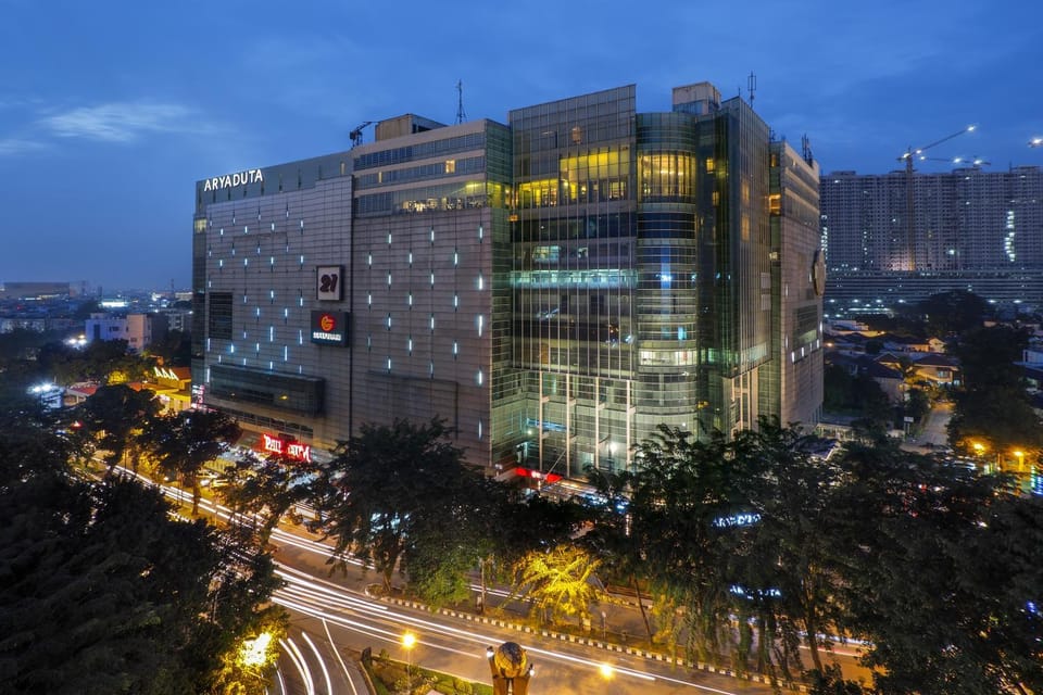 Property building, Facade/entrance, View (from property/room)