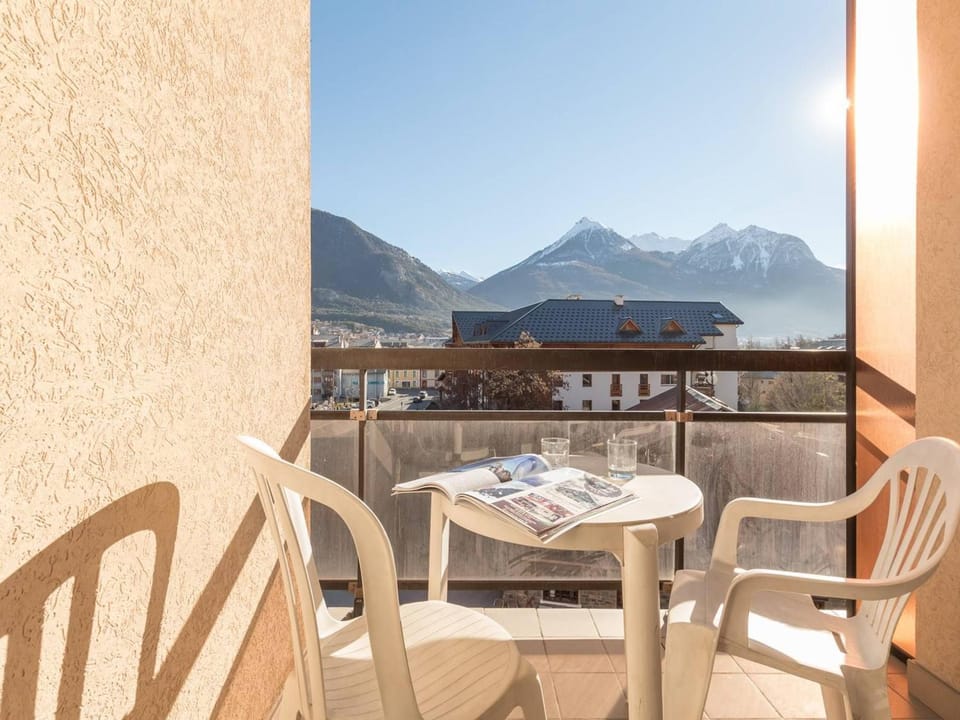Appartement 2P, balcon sud, proche Prorel et centre, 4-6 pers., ski, 2 étoiles, Briançon - FR-1-330C-13 Apartment in Briançon
