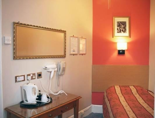 Bed, Coffee/tea facilities